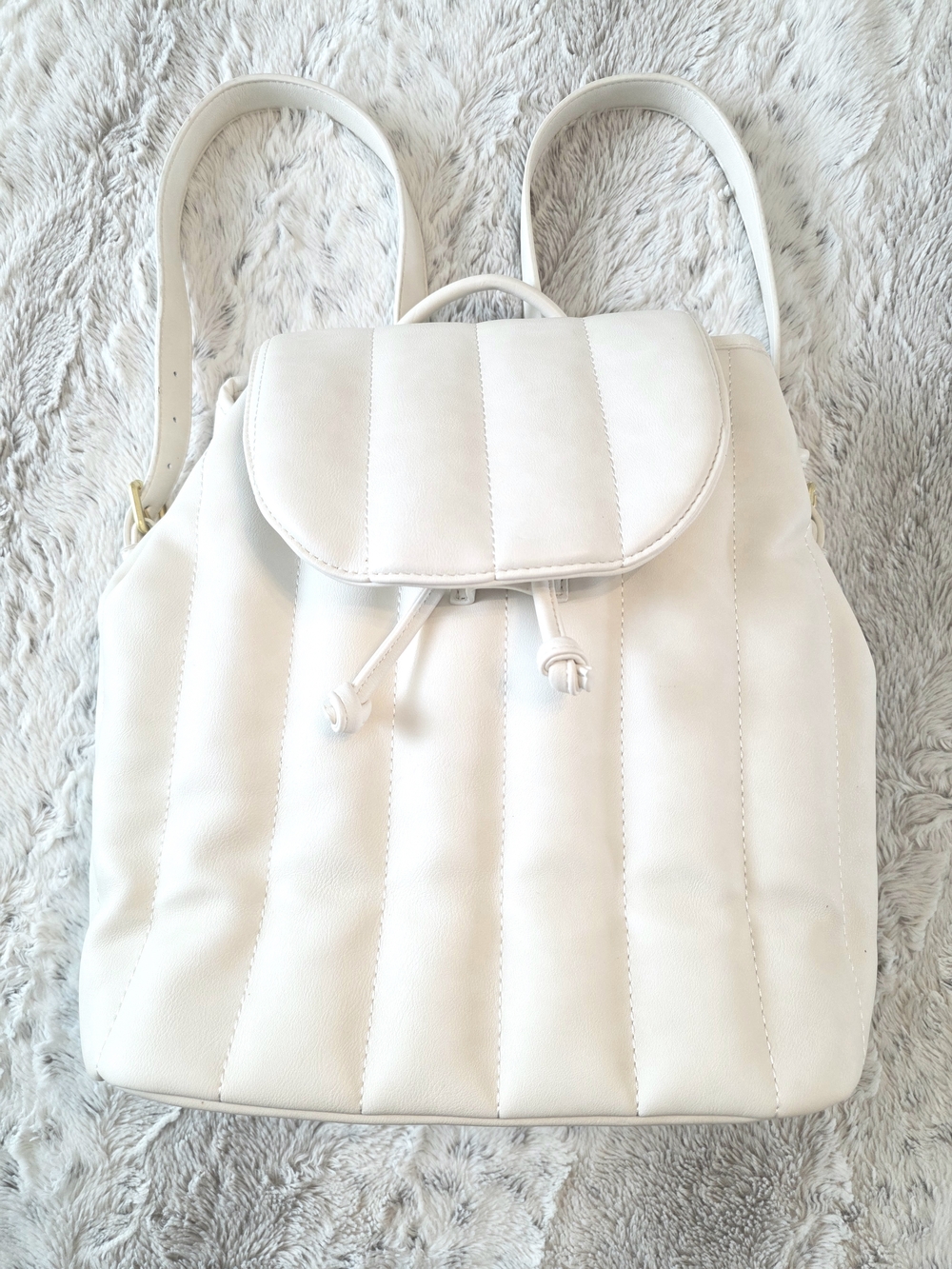 NEW FAWN Cinch Quilted Designer BACKPACK - Picture 3 of 6